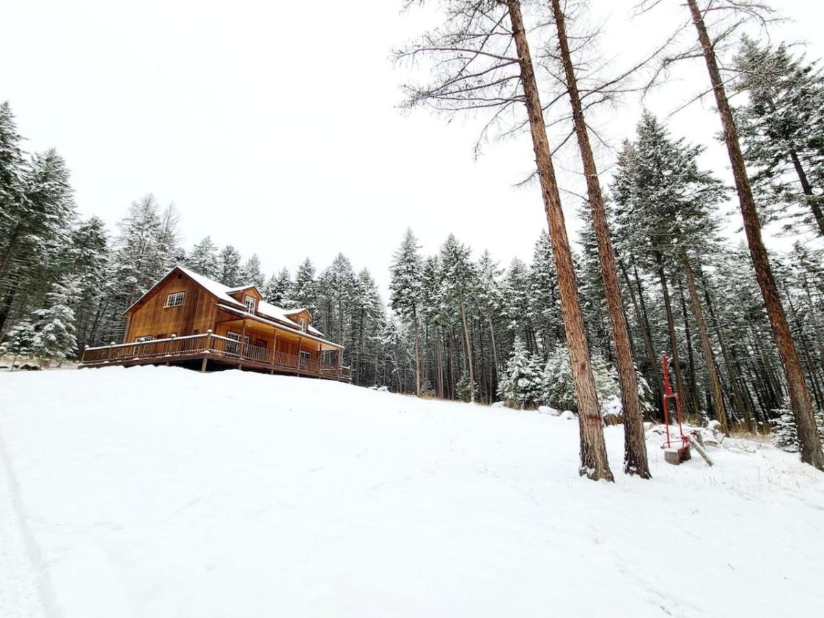 Blacktail Cabin Hideaway With Hot Tub Lakeside Esterno foto