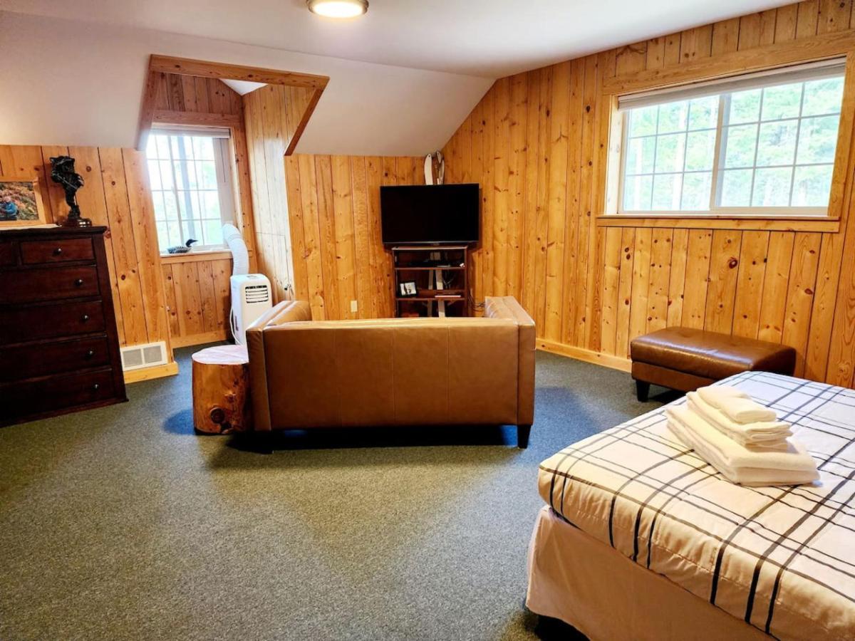 Blacktail Cabin Hideaway With Hot Tub Lakeside Esterno foto